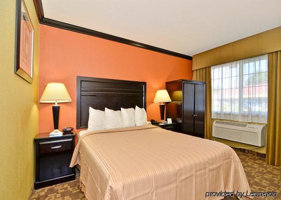 Quality Inn Near Chico State Room photo