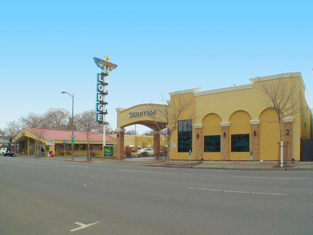 Quality Inn Near Chico State Exterior photo